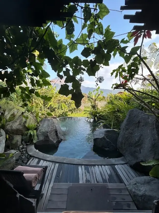 Batur hot spring adventure tours combining a Mount Batur trek with a private soak